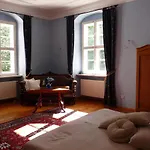 Schloss Triestewitz Ξενοδοχείο με διαμερίσματα 3*