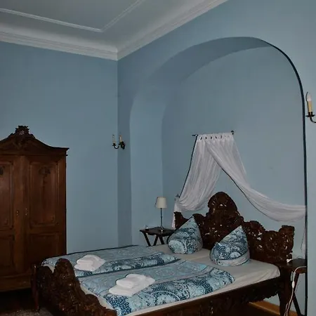 شقة فندقية Schloss Triestewitz 3*