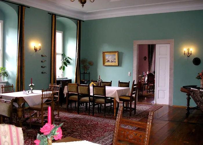 Schloss Triestewitz Arzberg (Saxony)