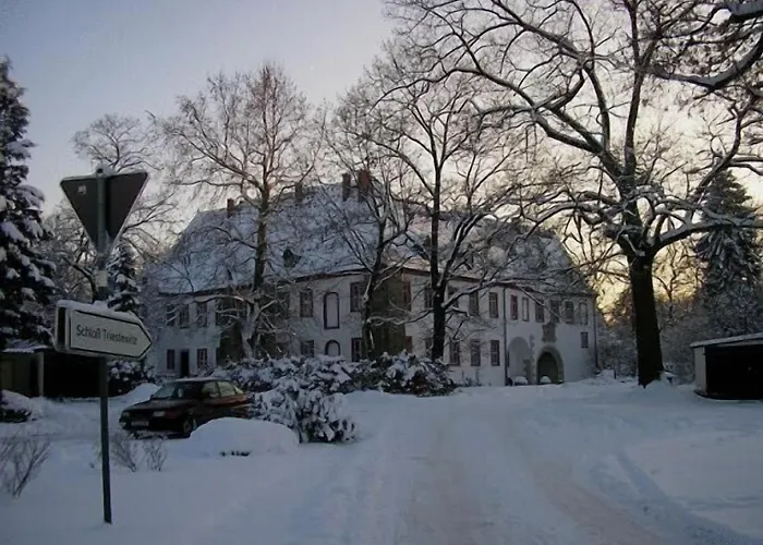 Schloss Triestewitz 3* Arzberg (Saxony)