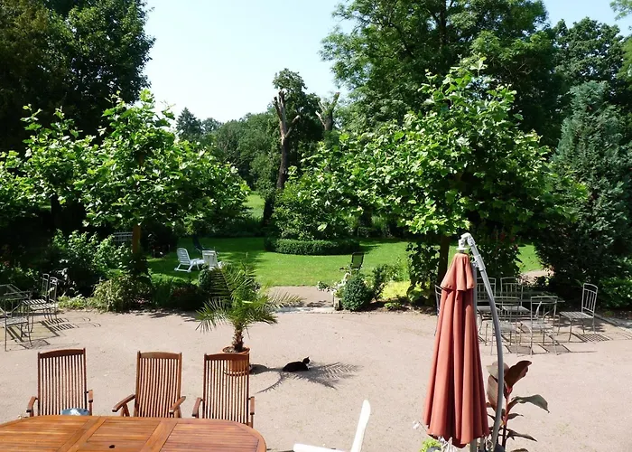 Schloss Triestewitz Aparthotel Arzberg (Saxony)